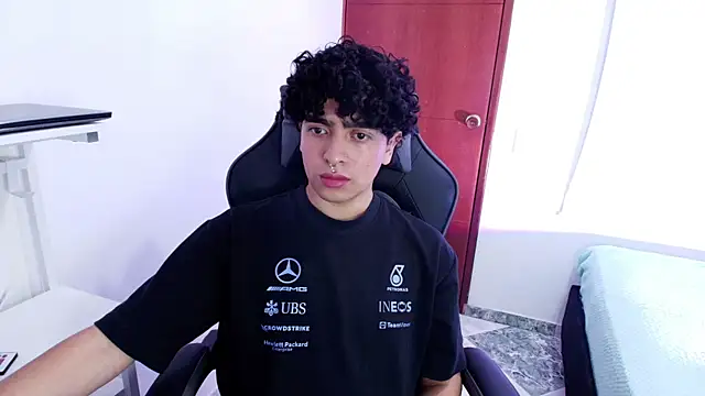  nickconnor01 online show from March 7, 9:27 pm