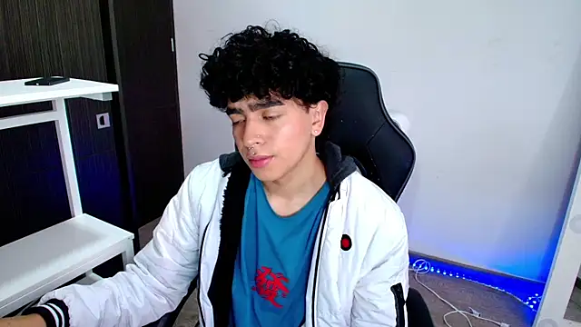  nickconnor01 online show from February 4, 7:55 pm