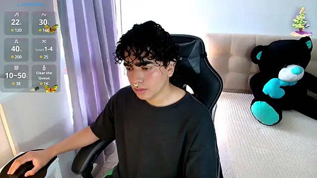  nickconnor01 online show from December 5, 8:13 pm