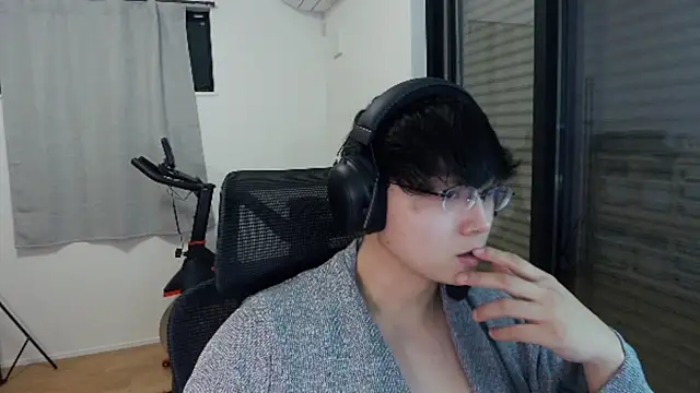 Tkcqcc online show from October 26, 12:40 pm