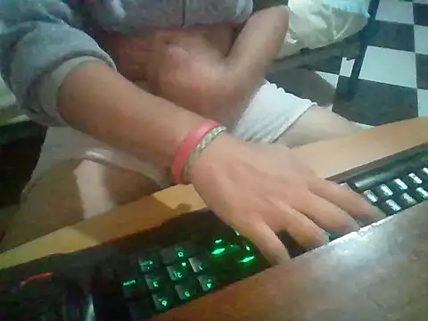 Snapshot of CummedCock chatting on October 21, 1:25 pm CummedCock online show from October 21, 1:25 pm