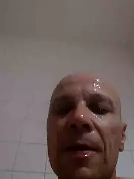 wedge75 online show from December 10, 6:33 am