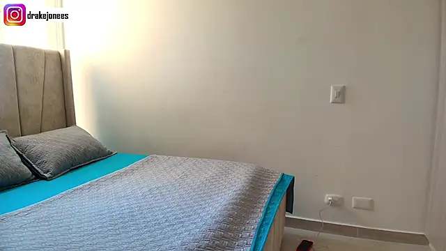 god drake online show from September 21, 4:29 pm