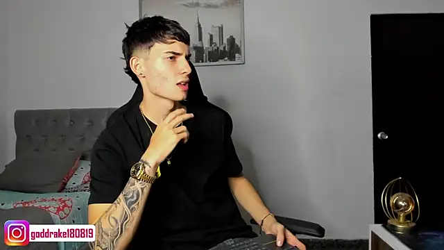 god drake online show from January 27, 6:30 am