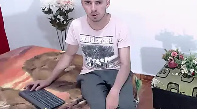 big-dicktop23 online show from December 17, 4:45 am