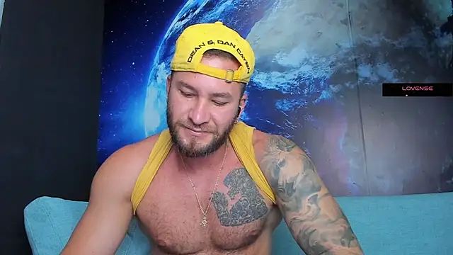 delessandro world online show from May 4, 11:39 pm