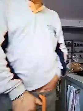 MATTIS11 online show from December 31, 8:15 am