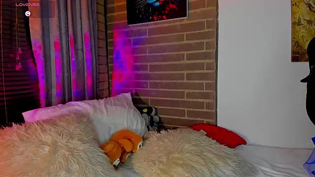 liam oficial02 online show from February 3, 2:42 am