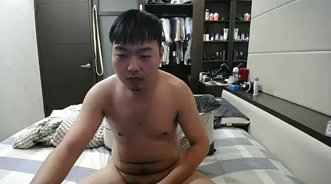 taiwansmalldickchubby online show from January 11, 6:44 pm