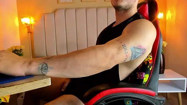 juan prior online show from November 29, 1:13 pm