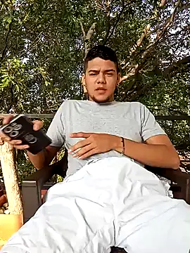 Nathan mason  online show from February 7, 1:11 pm