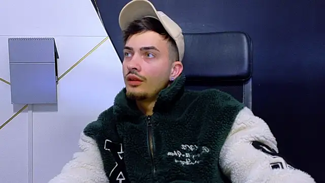 BrandonTate online show from April 9, 6:19 am