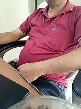 Snapshot of Hot-man39 chatting on November 1, 9:24 am Hot-man39 online show from November 1, 9:24 am