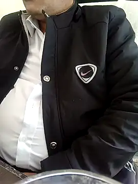 Snapshot of Hot-man39 chatting on December 12, 8:57 am Hot-man39 online show from December 12, 8:57 am