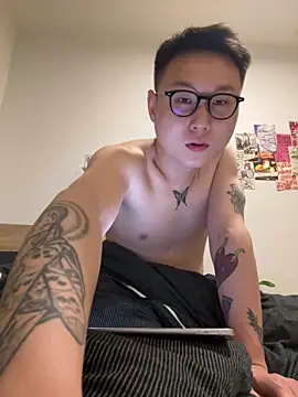 Eric246 online show from March 19, 3:48 pm