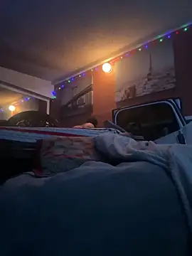 bigdickgio6923 online show from March 17, 10:56 pm