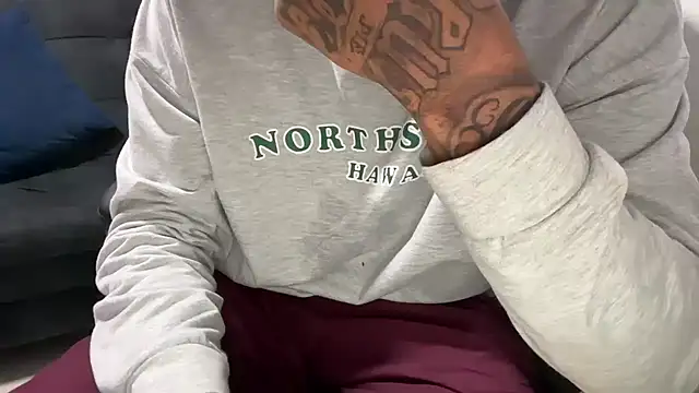 dominic brandd23 online show from January 14, 5:12 am