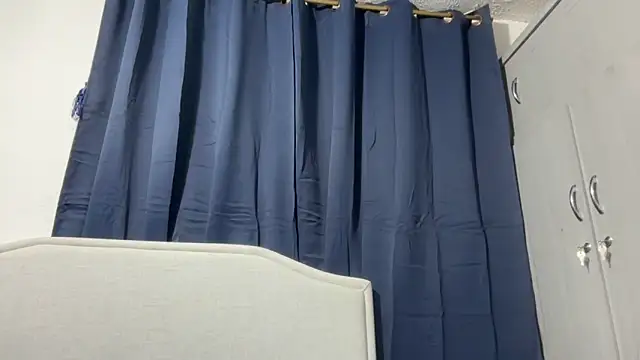 dominic brandd23 online show from November 3, 9:24 am