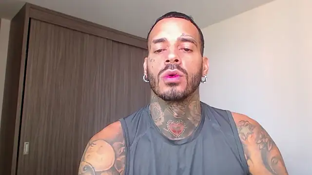 mulatos16 online show from January 20, 5:27 pm