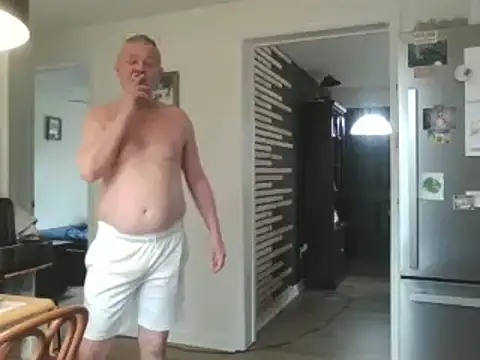 Snapshot of keiferkriss chatting on March 16, 4:23 pm keiferkriss online show from March 16, 4:23 pm