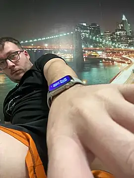 Snapshot of ionut9879 chatting on January 29, 6:18 pm ionut9879 online show from January 29, 6:18 pm