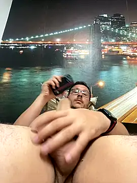 Snapshot of ionut9879 chatting on September 16, 12:39 pm ionut9879 online show from September 16, 12:39 pm