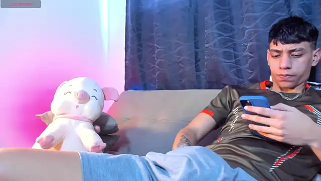 Josep Davies online show from January 4, 10:13 pm