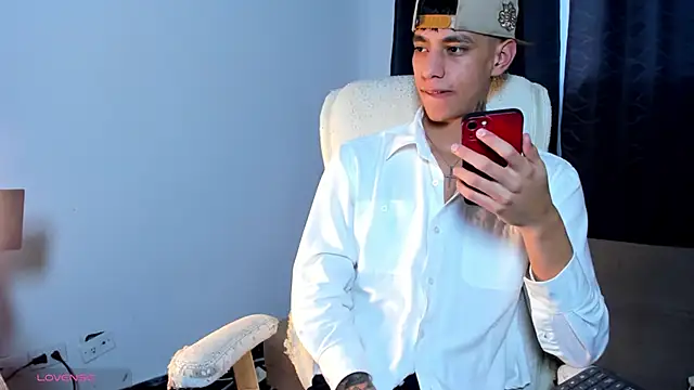 Josep Davies online show from December 24, 9:44 pm