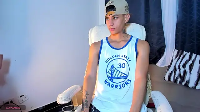 Josep Davies online show from December 18, 11:19 pm