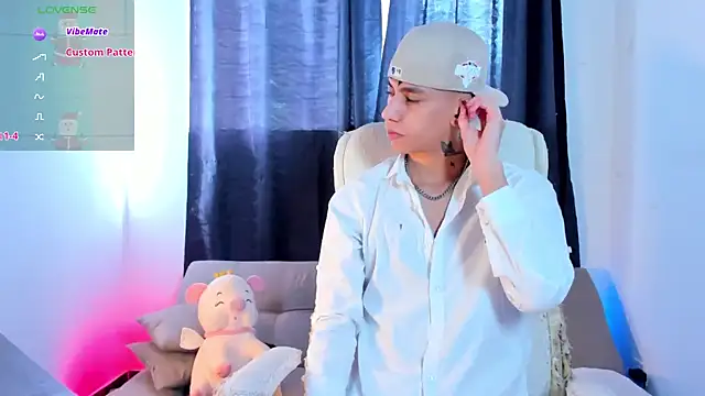 Josep Davies online show from December 29, 8:15 pm