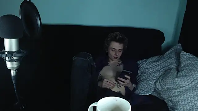 axxxturel online show from January 12, 9:19 pm