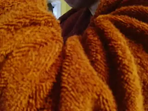 Snapshot of L0cKyseven77 chatting on January 24, 12:41 pm L0cKyseven77 online show from January 24, 12:41 pm