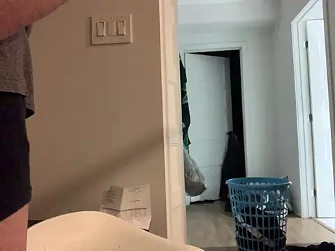 Snapshot of L0cKyseven77 chatting on January 15, 1:02 am L0cKyseven77 online show from January 15, 1:02 am