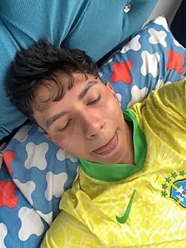 Leonarrrd 01 online show from March 5, 6:23 pm