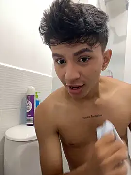 Leonarrrd 01 online show from March 8, 3:16 am