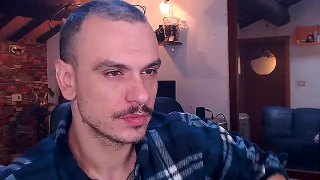 cek 186 online show from November 6, 9:45 am