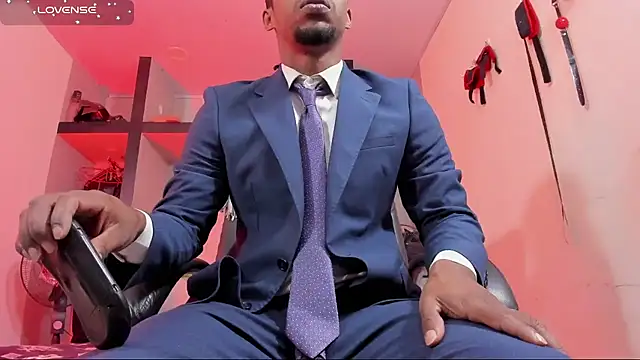 AlejoKhalifa  online show from June 26, 10:07 am