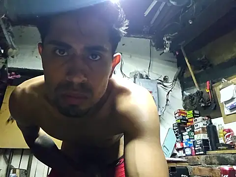 Snapshot of pene_latinoriico chatting on October 8, 5:45 am pene latinoriico online show from October 8, 5:45 am