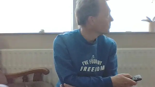 bertolini online show from April 5, 4:47 pm