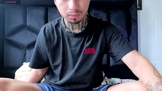 JuanCamiilo 66 online show from April 15, 3:45 pm