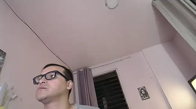 ClarkGiven online show from March 23, 8:15 am