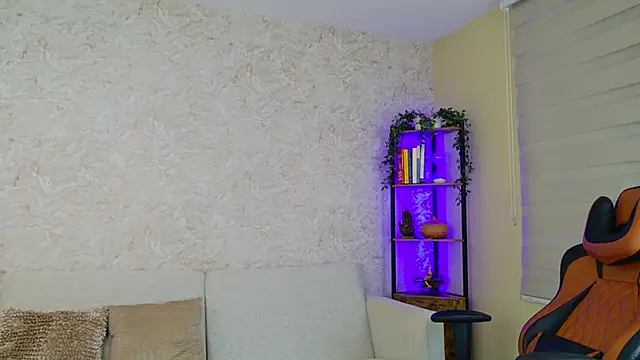 AdanReilly online show from February 19, 11:04 pm