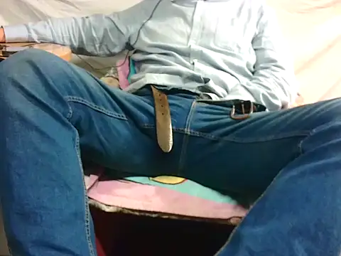 Giulio35 Pika online show from December 19, 5:43 pm