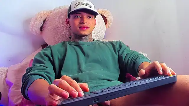 Stiven collins online show from January 9, 7:57 am