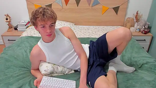 Fandi 777 online show from September 23, 3:44 pm