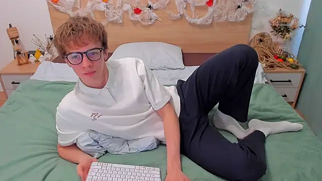 Fandi 777 online show from October 15, 8:44 am