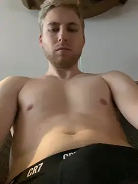 HotIceman2407 online show from January 7, 12:27 pm