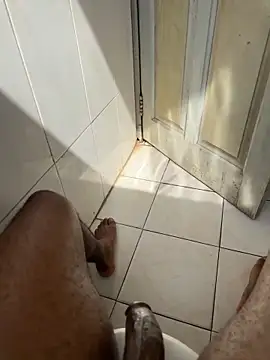 Black-mamba-madingo online show from December 17, 1:29 pm