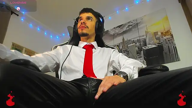 BRAYHAMBROWN online show from September 28, 6:00 am