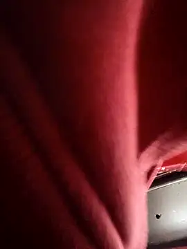 Houstonslong1 online show from December 3, 3:33 pm